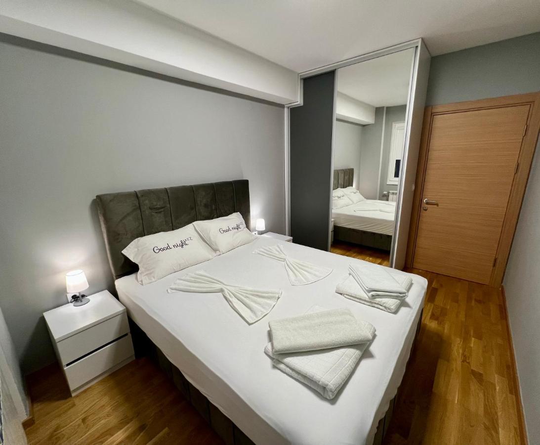 Aj Luxe Residence Skopje Exteriör bild