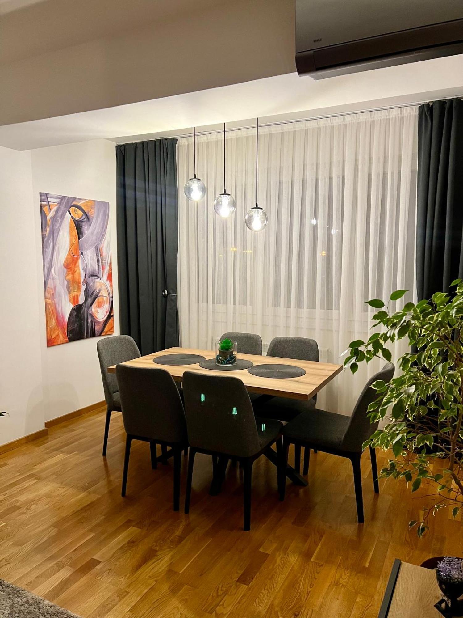 Aj Luxe Residence Skopje Exteriör bild
