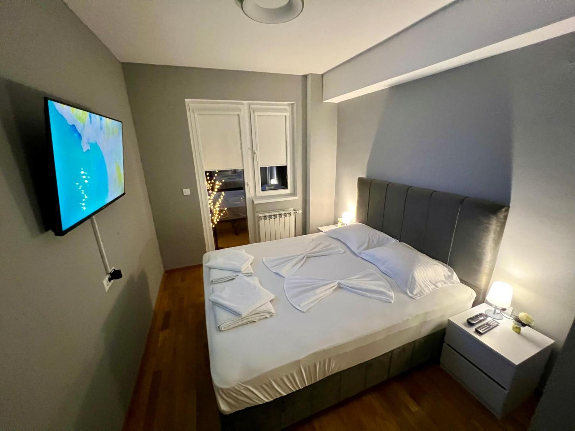 Aj Luxe Residence Skopje Exteriör bild